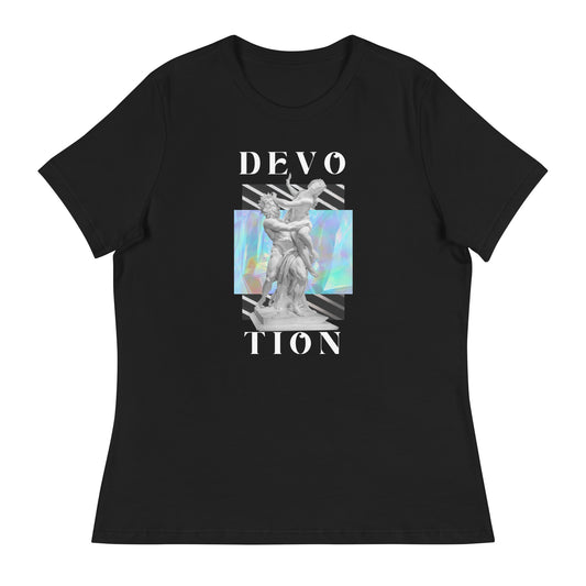 Love & Devotion Artwork Statue Women's Relaxed T-Shirt